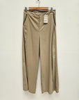 PANTALÓN RECTO APLIQUE LÍNEA